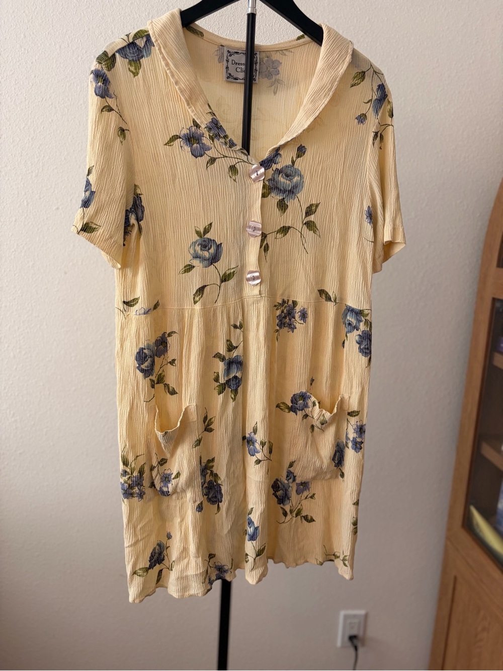 90s Butter Yellow Floral Button-Front Short Sleeve Dress